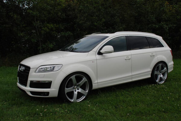 Lowered Q7